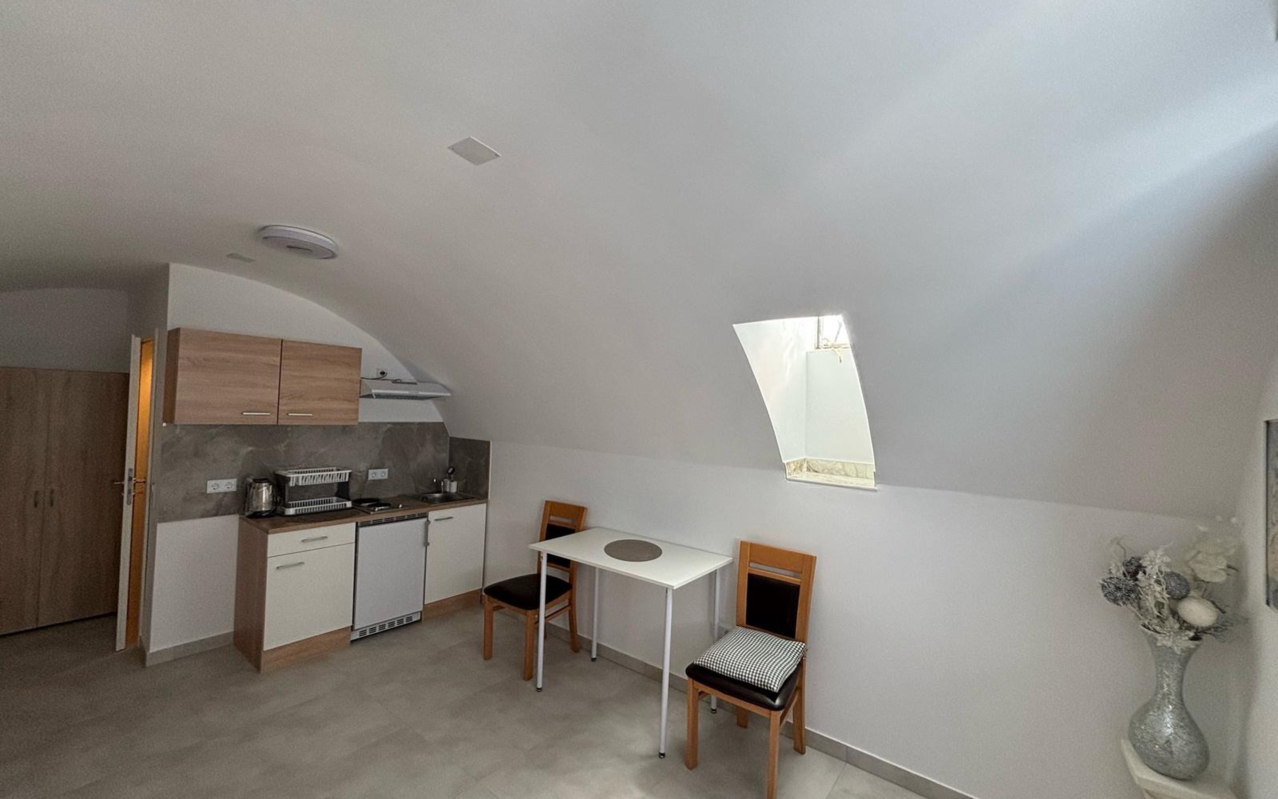 Möbliertes Apartment auf Zeit in Stuttgart Möhringen