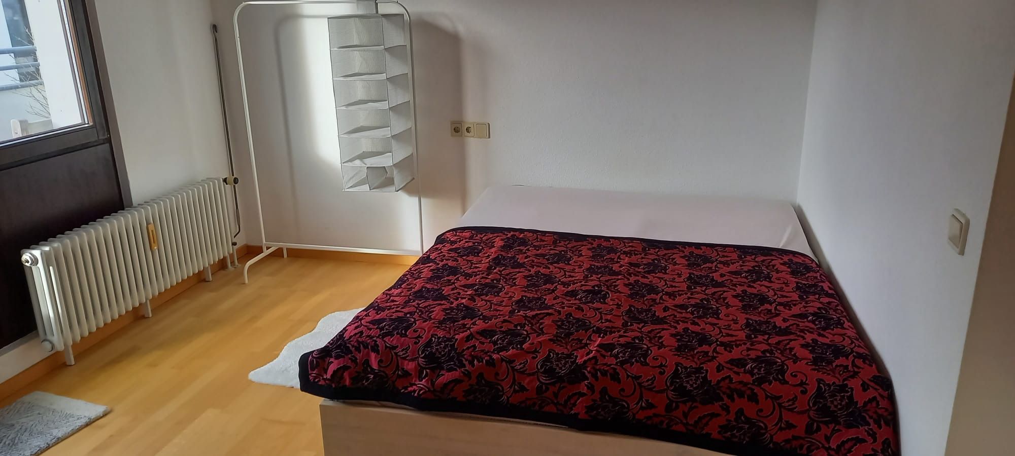 Komplett möbliertes Zeitwohnen in Stuttgart Botnang