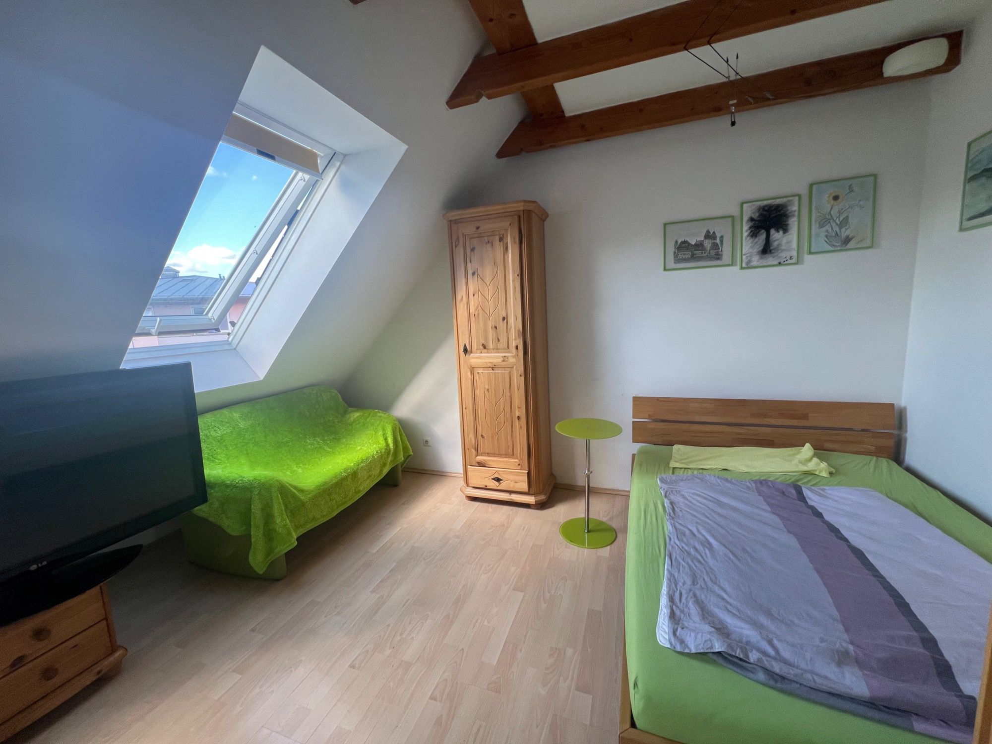 Eigenes Bad mit Dusche WC