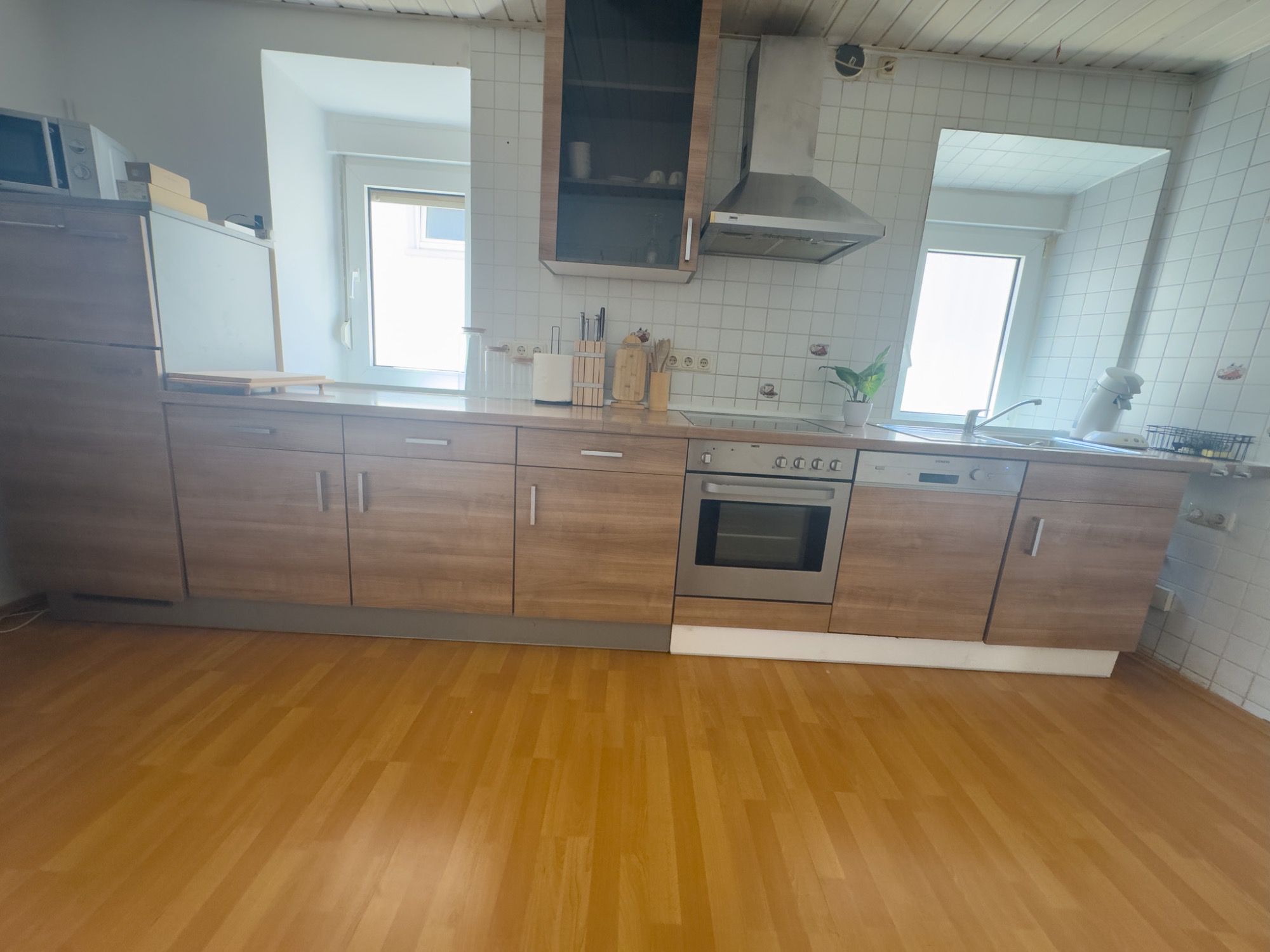 Wohnbereich der möblierten Wohnung