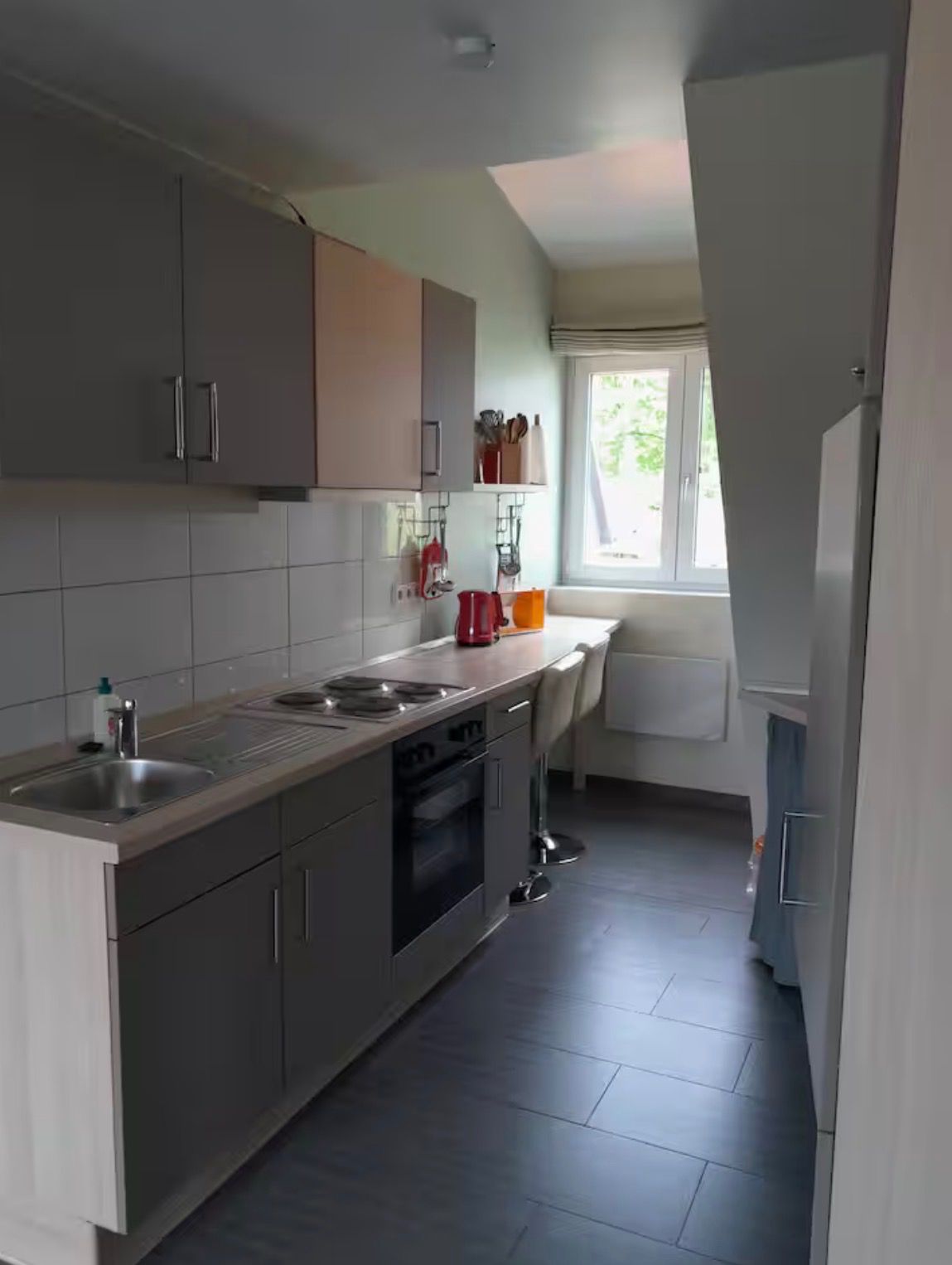 Weiterer Wohnbereich der möblierten Wohnung in Nürnberg