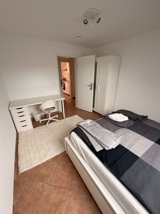 Weiteres möbliertes Zimmer auf Zeit in Karlsruhe-Wolfartsweier